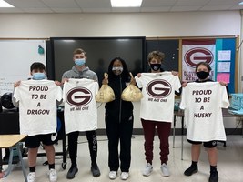 The Class of 2023 still has Team Husky and Team Dragon shirts for sale!