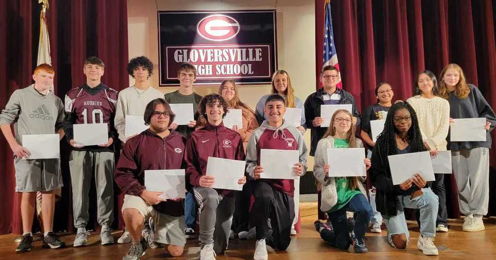 GHS recognized its Academic Titans today. These scholars were celebrated for achieving a 90% or greater overall average for the 2021-2022 academic year. Congratulations to all of the recipients.